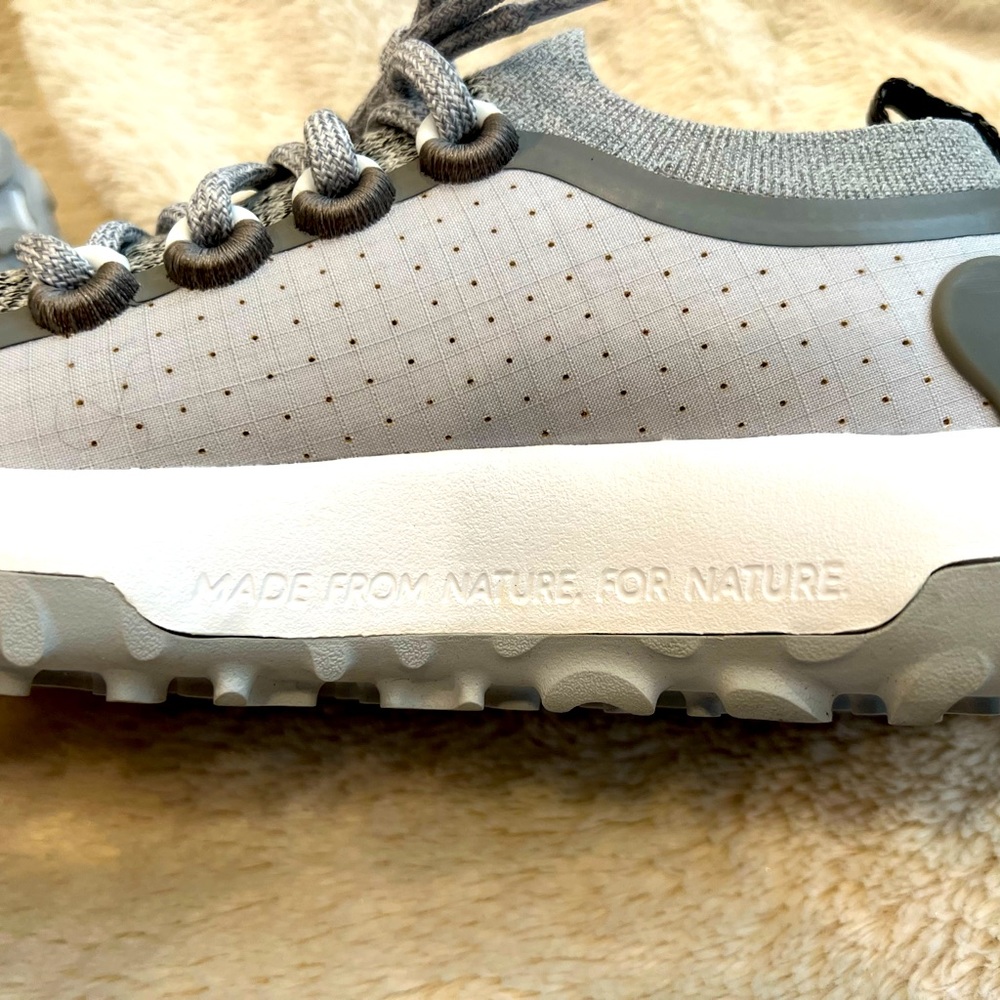 AllBirds - Picture 6 of 6
